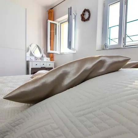 بيت للعطل House Lea إيغراني