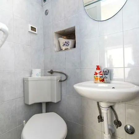 בית נופש House Lea *